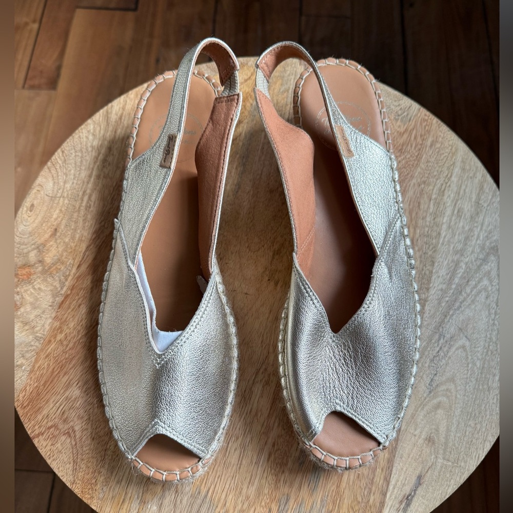 Toni Pons Bernie-P Platinum Peep Toe Espadrilles NWOB sz: 9 - Picture 6 of 16